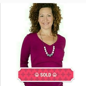 ☆2 Bundles of Momzelle Nursing Tops